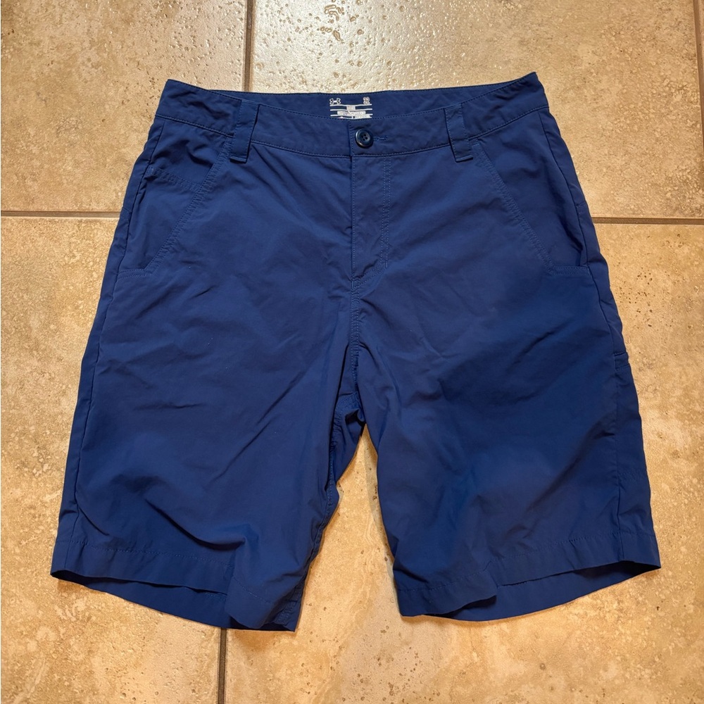 Under Armor Men's Blue Golf Shorts, Waist-32, Inseam- 10 in, Great Condition